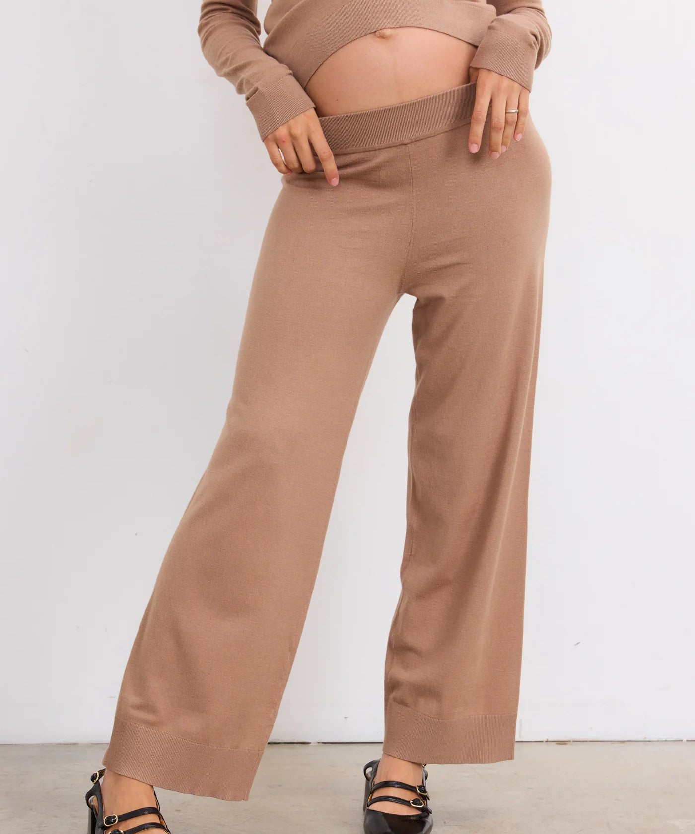 The Softsculpt Knit Crop Pant
