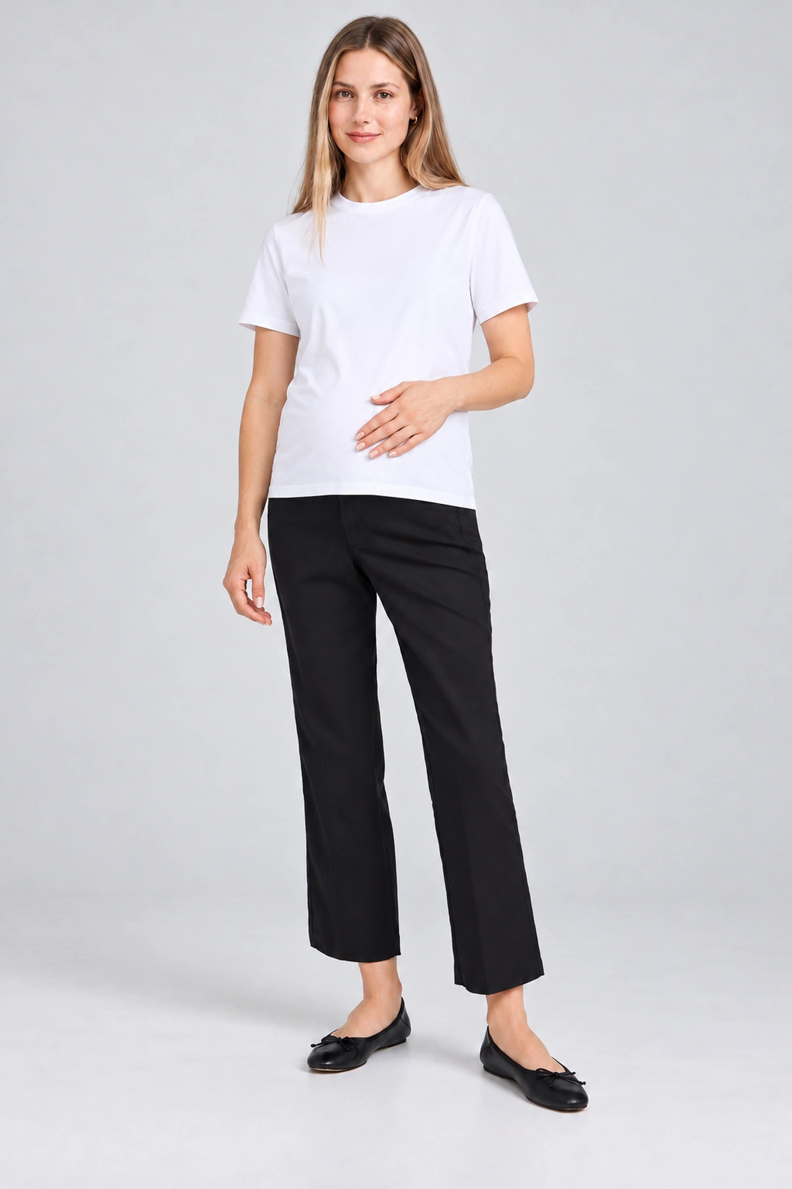 DL1961 Gerri maternity trousers in Black Onyx, full-length front view
