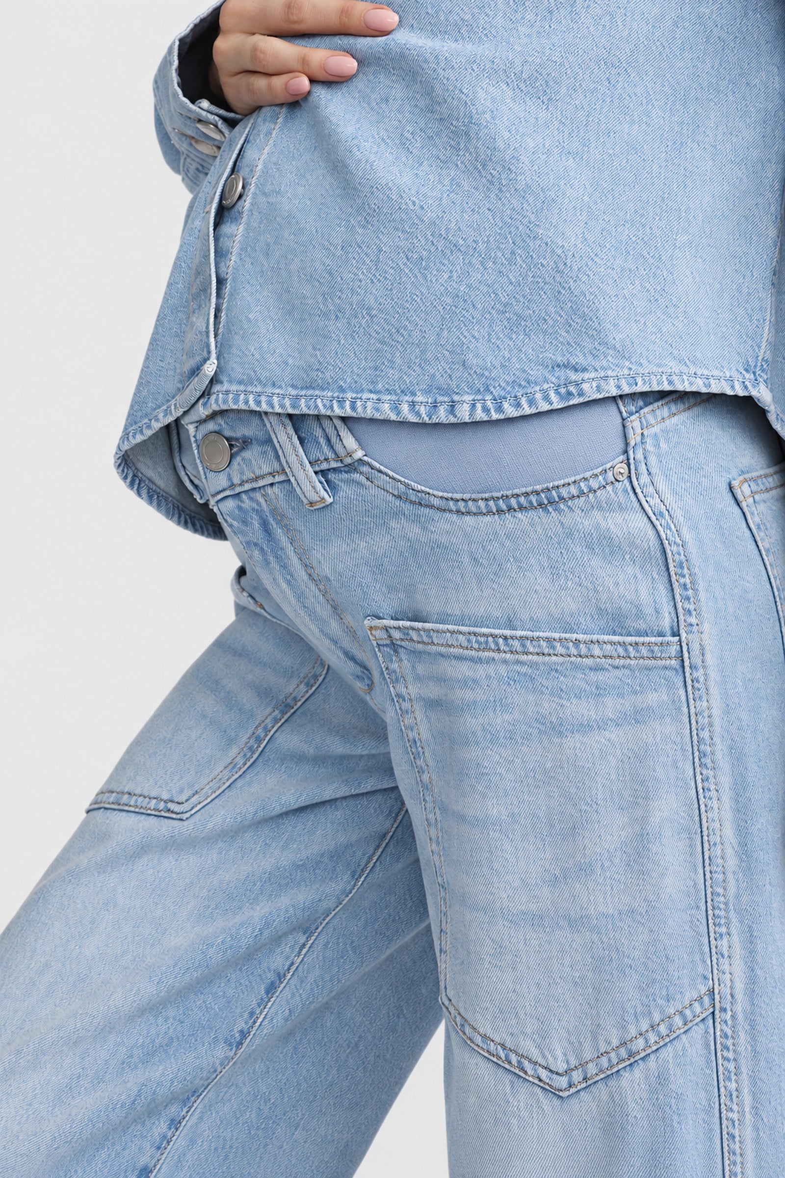 DL1961 Hepburn Wide Leg Maternity Jean, Beachfront Aura, detail view