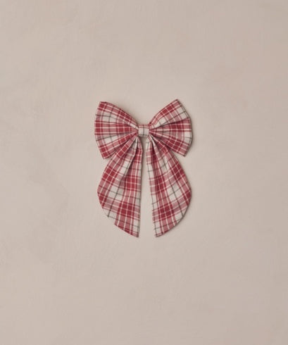 Everly Bow