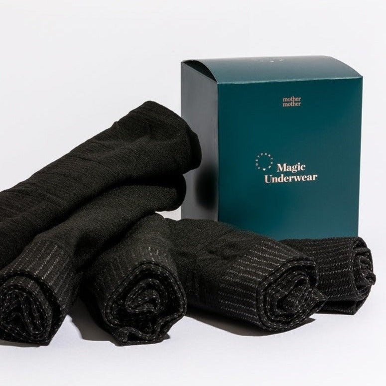 Postpartum underwear 5 pack in black 